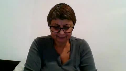 Snapshot of blackwidow05 chatting on 6, 11, 2025 Black Widow online show from 6, 11, 2025