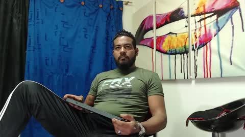 Snapshot of blade_foxx chatting on 28, 2, 2025 Richard online show from 28, 2, 2025