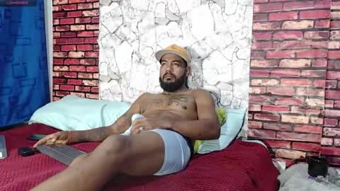 Snapshot of blade_foxx chatting on 14, 5, 2026 Richard online show from 14, 5, 2026