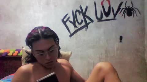 blade_sensual online show from 17, 12, 2025