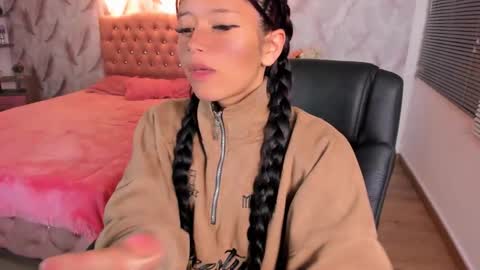 Blair  online show from 28, 10, 2025