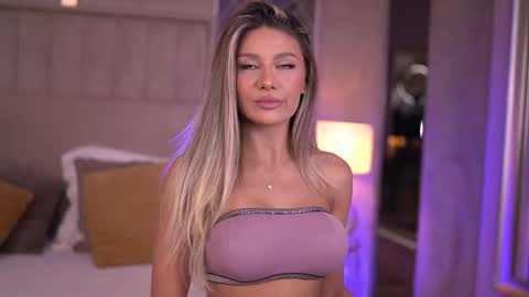 BlairSanders online show from 18, 10, 2025