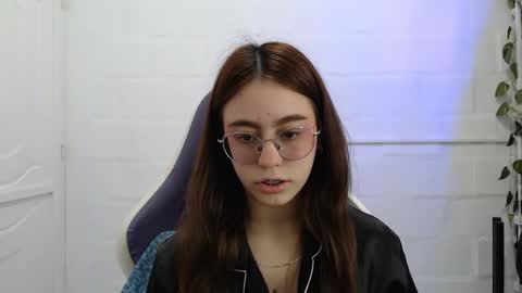   online show from 3, 10, 2025