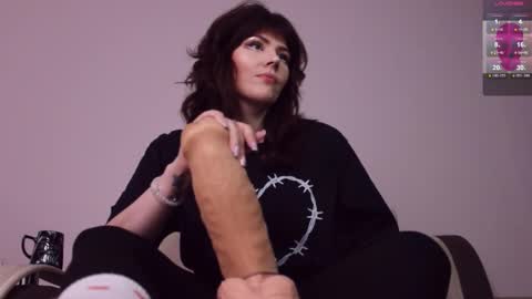 Britney online show from 21, 11, 2025