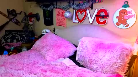 Blakely Morningstar   online show from 17, 12, 2024