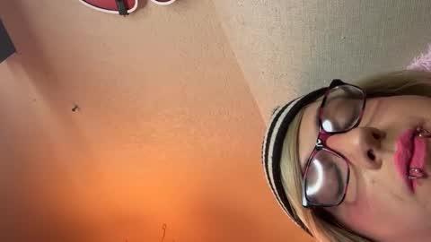 Blakely Morningstar   online show from 17, 1, 2025