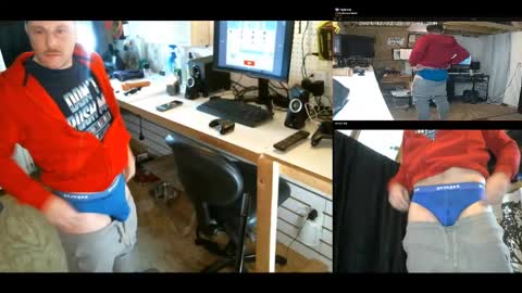 Snapshot of blakenextdoor chatting on 23, 12, 2024 Blake Jonson online show from 23, 12, 2024