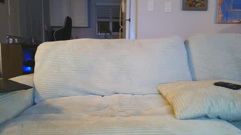 Snapshot of blaze_thickwood chatting on 20, 12, 2025 Blaze Thickwood online show from 20, 12, 2025