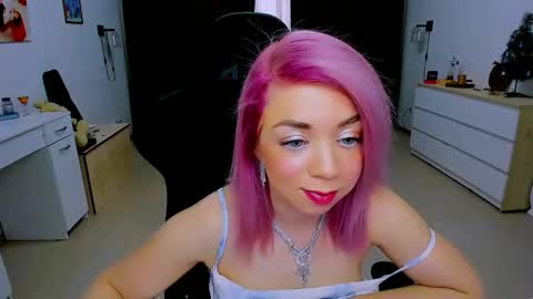 Nicole online show from 2, 12, 2024