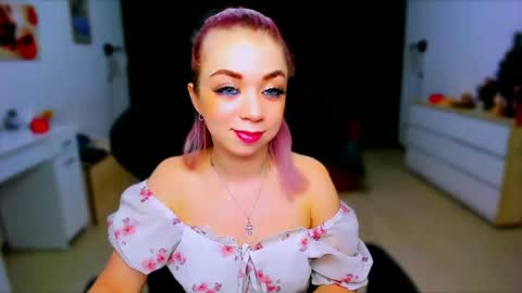 Nicole online show from 16, 1, 2025