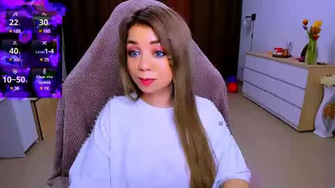 Nicole online show from 12, 3, 2025