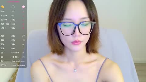 Snapshot of blon_kater chatting on 4, 10, 2025 YoYo online show from 4, 10, 2025