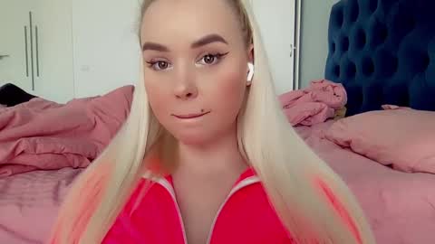 Lana online show from 11, 1, 2025