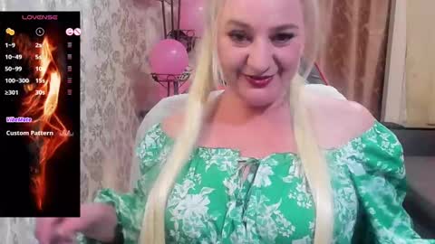 blond_ledi online show from 12, 3, 2025
