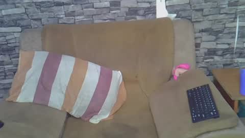 Snapshot of blonde_creamy chatting on 26, 6, 2026 blonde_creamy online show from 26, 6, 2026