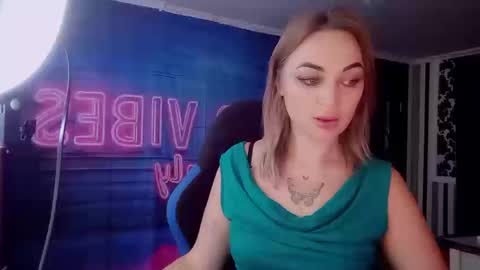 Meryem online show from 19, 9, 2025