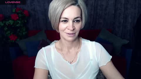 Snapshot of blondemommy_77 chatting on 4, 1, 2025 Lola online show from 4, 1, 2025