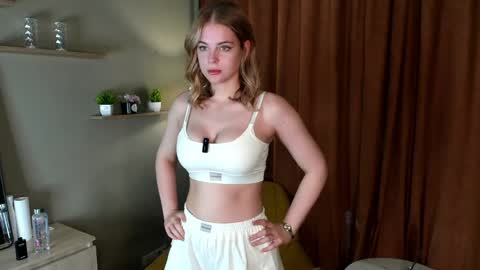 blondensinful online show from 31, 5, 2026