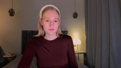 Snapshot of blondiemermaid chatting on 24, 12, 2024 Mia online show from 24, 12, 2024