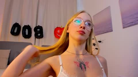 Eva online show from 21, 10, 2025