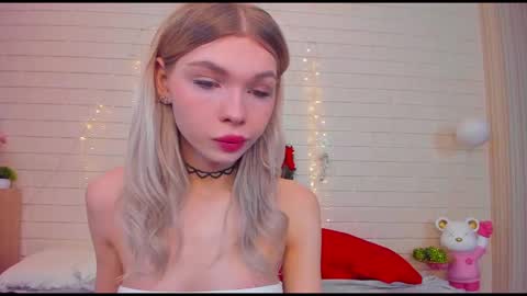 Snapshot of blondy_fina chatting on 3, 2, 2026 blondy_fina online show from 3, 2, 2026