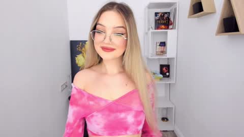 Sophia online show from 21, 1, 2025