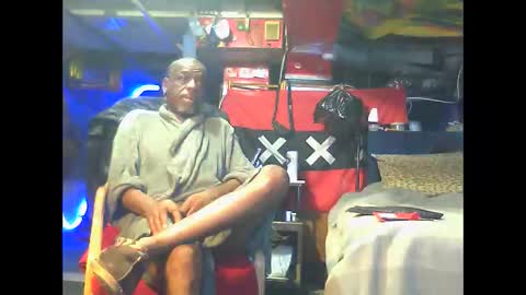 BLOWFLY online show from 23, 11, 2025