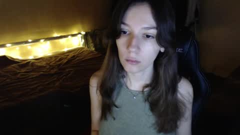 Snapshot of blue__velvet_ chatting on 5, 6, 2026 blue__velvet_ online show from 5, 6, 2026