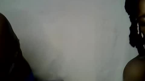 blue_savagee online show from 26, 10, 2025