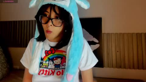 blue_sixx online show from 19, 9, 2025