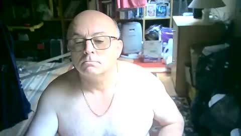 Snapshot of bluebox65 chatting on 13, 9, 2025 bluebox65 online show from 13, 9, 2025