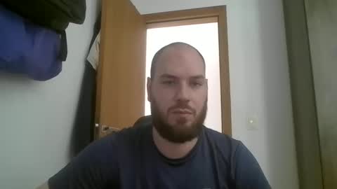 Snapshot of bluec2c chatting on 6, 3, 2025 Blue online show from 6, 3, 2025