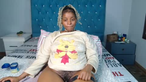 Snapshot of bluedi622952 chatting on 27, 6, 2026 Tee online show from 27, 6, 2026