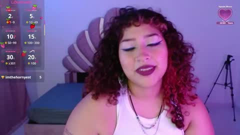Snapshot of blueevelvet chatting on 17, 10, 2025 Bluee online show from 17, 10, 2025
