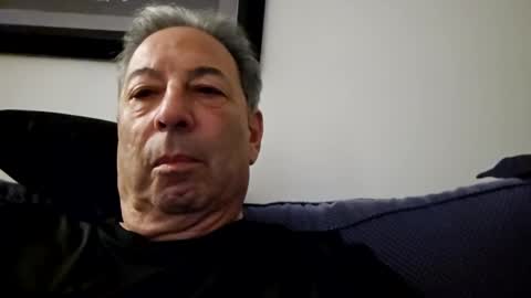 Snapshot of blueisles chatting on 18, 2, 2025 blueisles online show from 18, 2, 2025