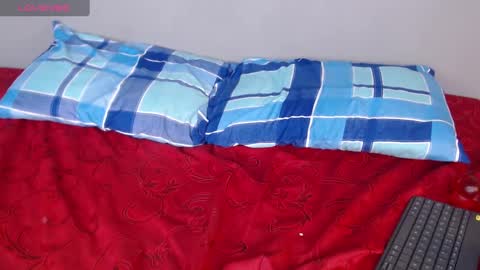 Violette 3 online show from 19, 12, 2024