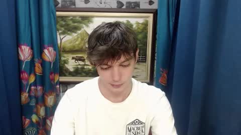 Snapshot of blueyedboyinasia chatting on 7, 5, 2026 blueeyedboyisasia online show from 7, 5, 2026