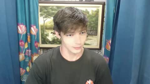 Snapshot of blueyedboyinasia chatting on 15, 5, 2026 blueeyedboyisasia online show from 15, 5, 2026
