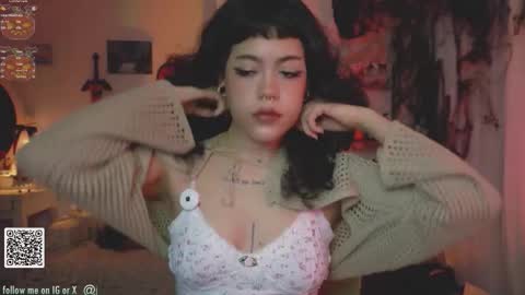 Snapshot of blushing_nymph chatting on 14, 10, 2025 Im Nym Justa nymph on twitter and IG online show from 14, 10, 2025