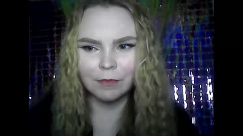 blushing_star online show from 25, 2, 2025