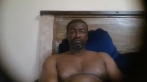 bluuthunder1914 online show from 25, 11, 2025