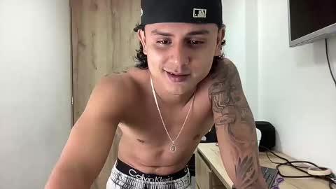 Bob  INDEPENDENT MODEL online show from 16, 9, 2025