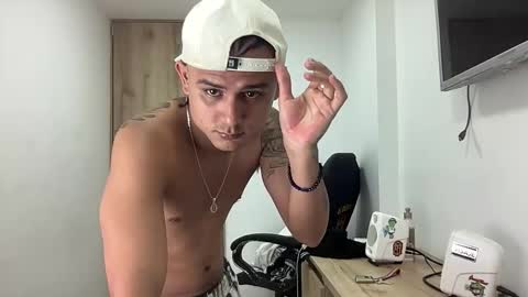 Bob  INDEPENDENT MODEL online show from 20, 9, 2025