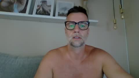 Snapshot of bobberman78 chatting on 18, 7, 2026 Dan online show from 18, 7, 2026