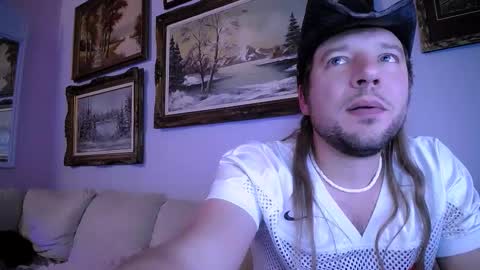 Bobby and Sadie online show from 3, 2, 2026