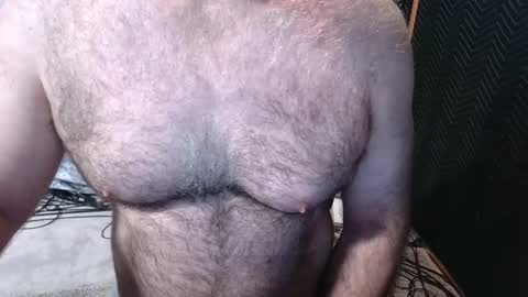 Snapshot of bobbyhill27b chatting on 1, 5, 2026 BobbyHill27b online show from 1, 5, 2026