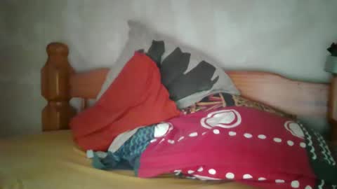 bobbysinger2009 online show from 3, 3, 2025