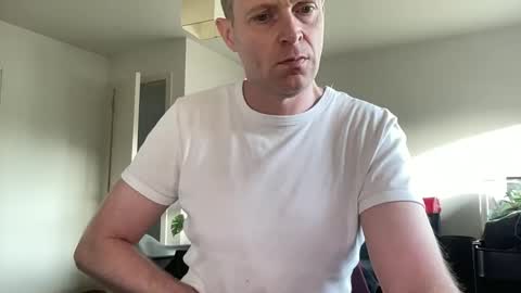 Snapshot of boegieboy76 chatting on 20, 12, 2024 ask me online show from 20, 12, 2024