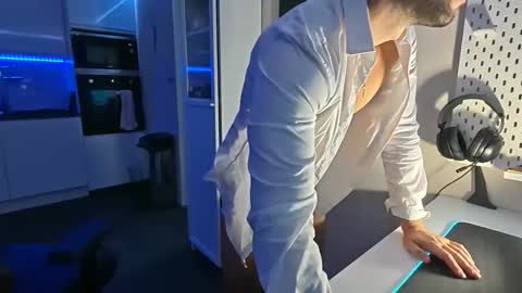 boiteasex online show from 15, 9, 2025