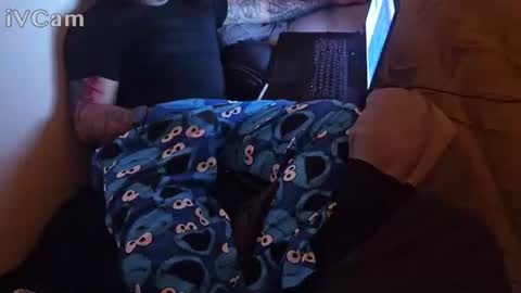 DeeDeeAndDexter online show from 23, 2, 2026